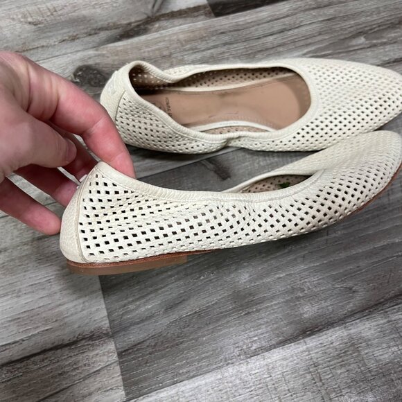 Tory Burch Whitaker Perforated Leather Ballet Flats Cream Women’s Size 6 - Picture 3 of 8